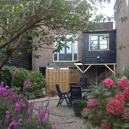 Huis Op De Dijk * זנדאם